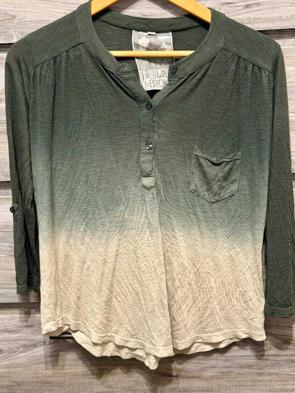 Young Fabulous & Broke Green Ombre Top – Medium – 3/4 Sleeve – Boho Casual Chic